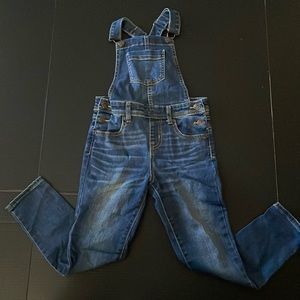Girls, Jean overalls